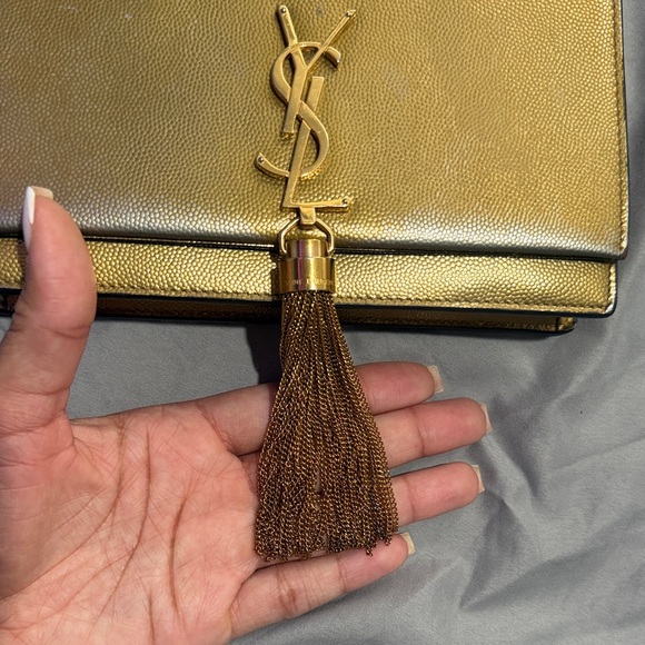 Yves Saint Laurent Metallic Gold Clutch with Tassel - Picture 4 of 8